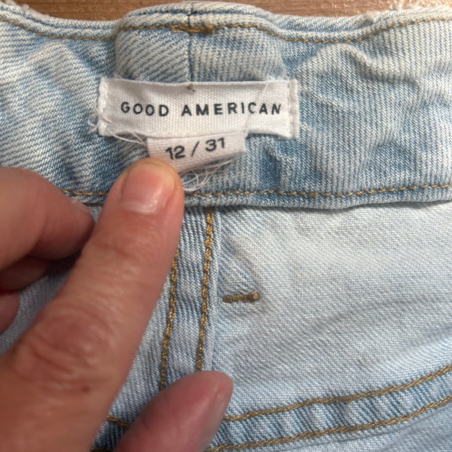 Good American 90s light was distressed baggy straight leg jeans SIZE 12