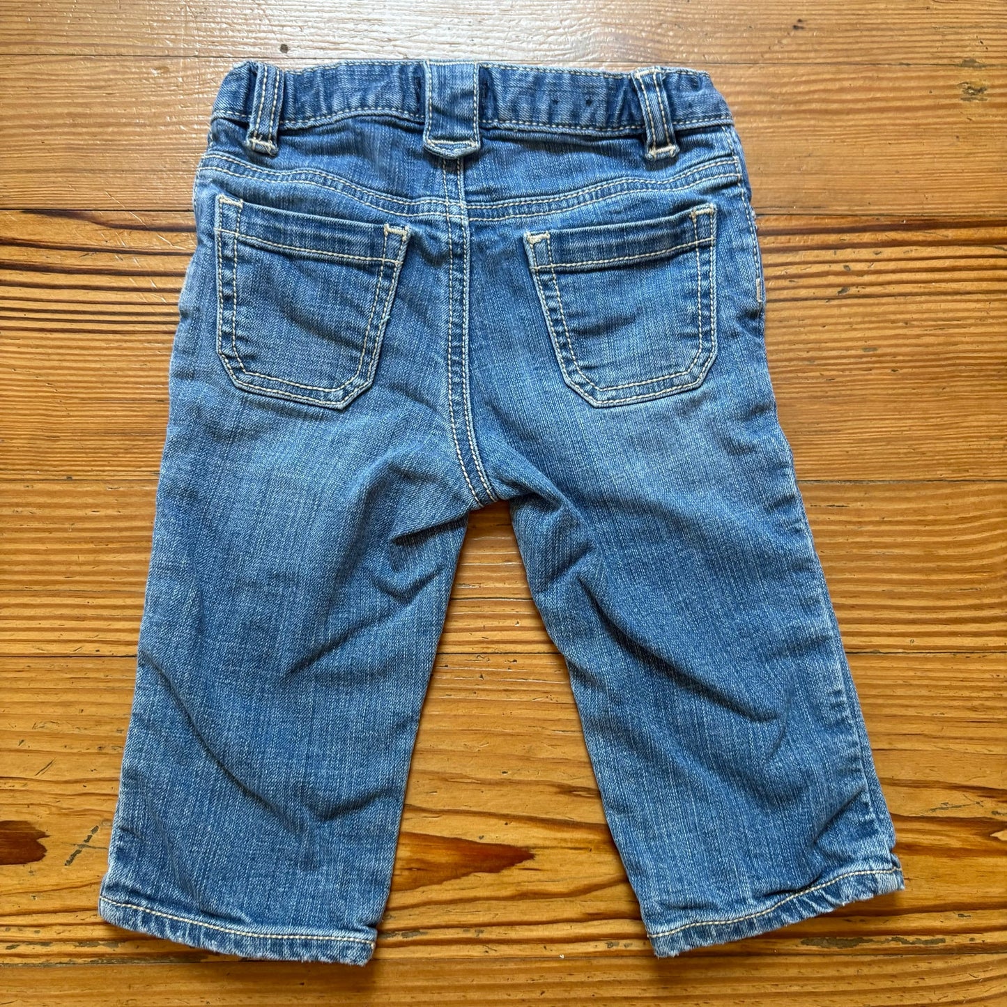 Gap medium wash white floral embroidered cropped toddler jeans SIZE 3T