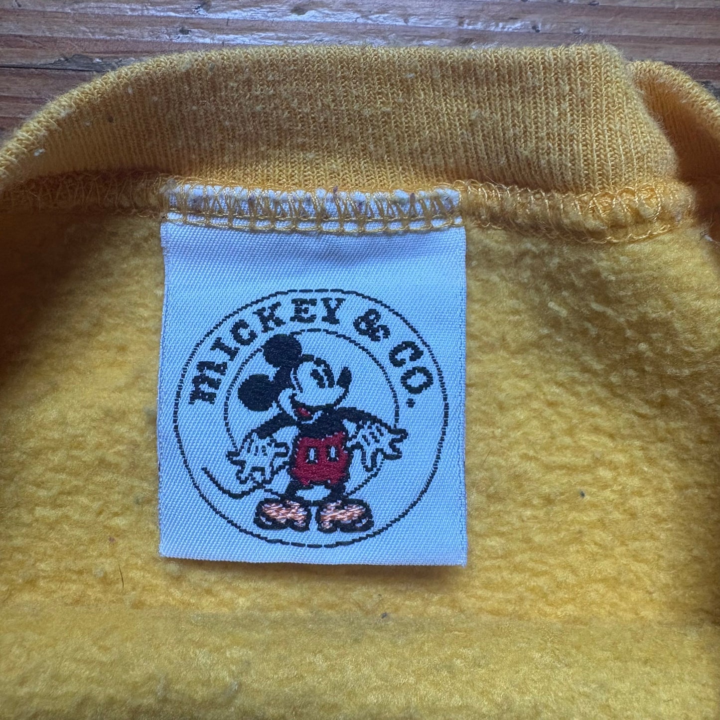 Disney Mickey & Co. vintage yellow graphic crew neck kids sweatshirt SIZE XL