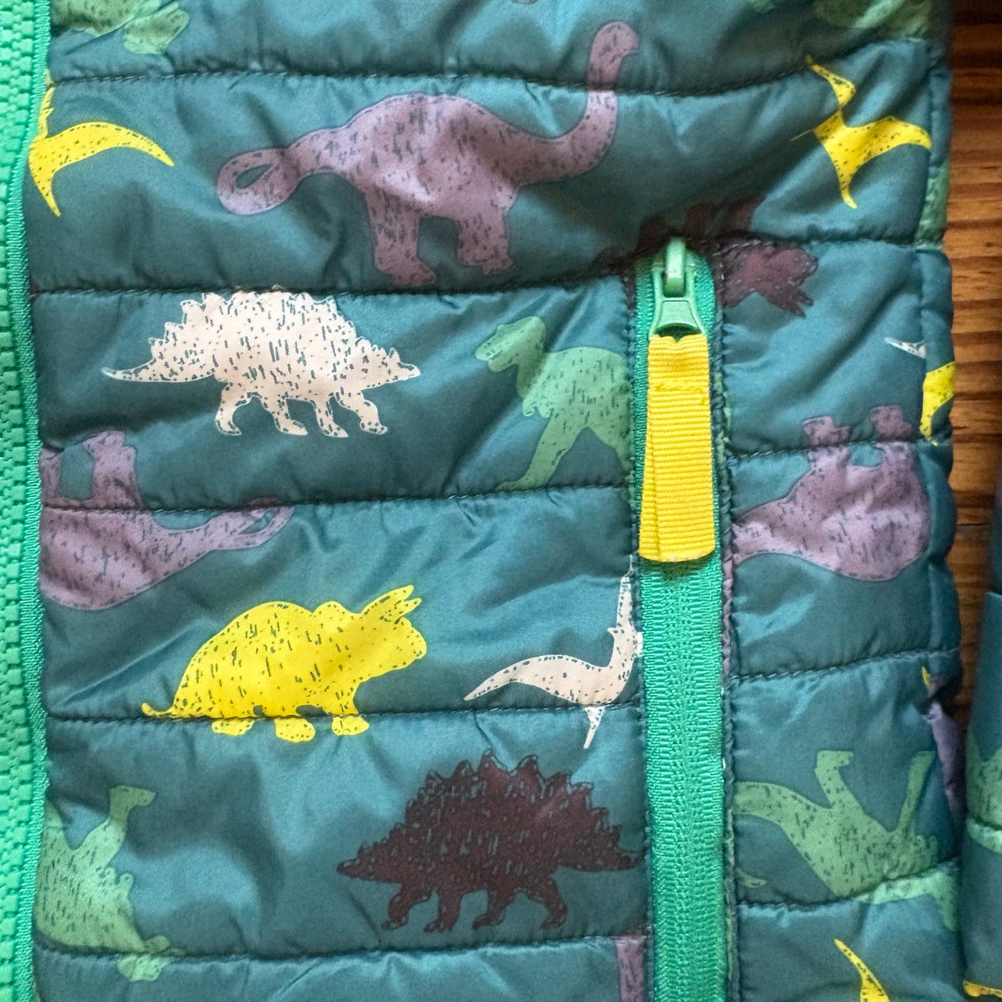 Cat & Jack green colorful dinosaur full zip puffer toddler coat SIZE 4T