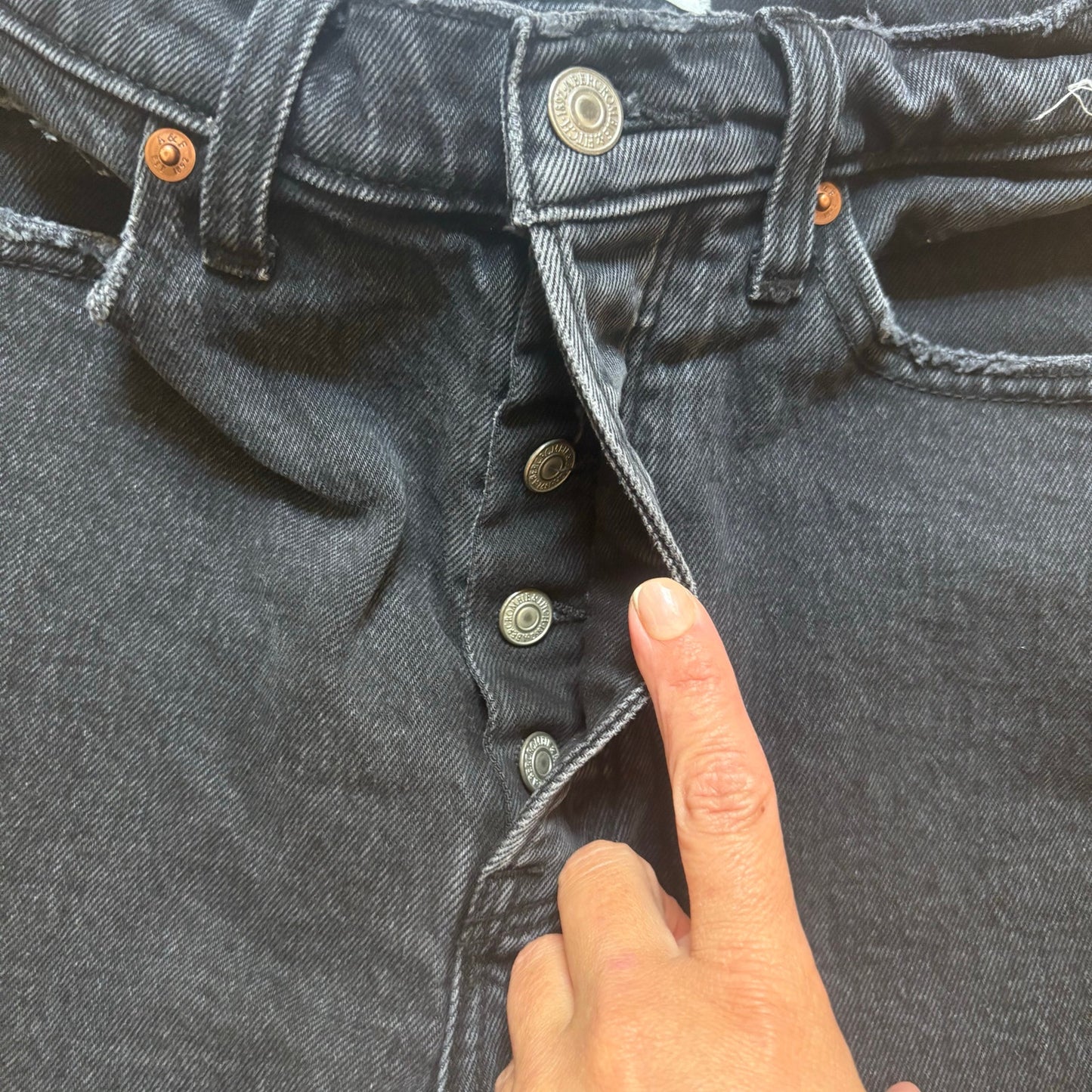 Abercrombie & Fitch black high rise distressed button fly womens jeans SIZE 2