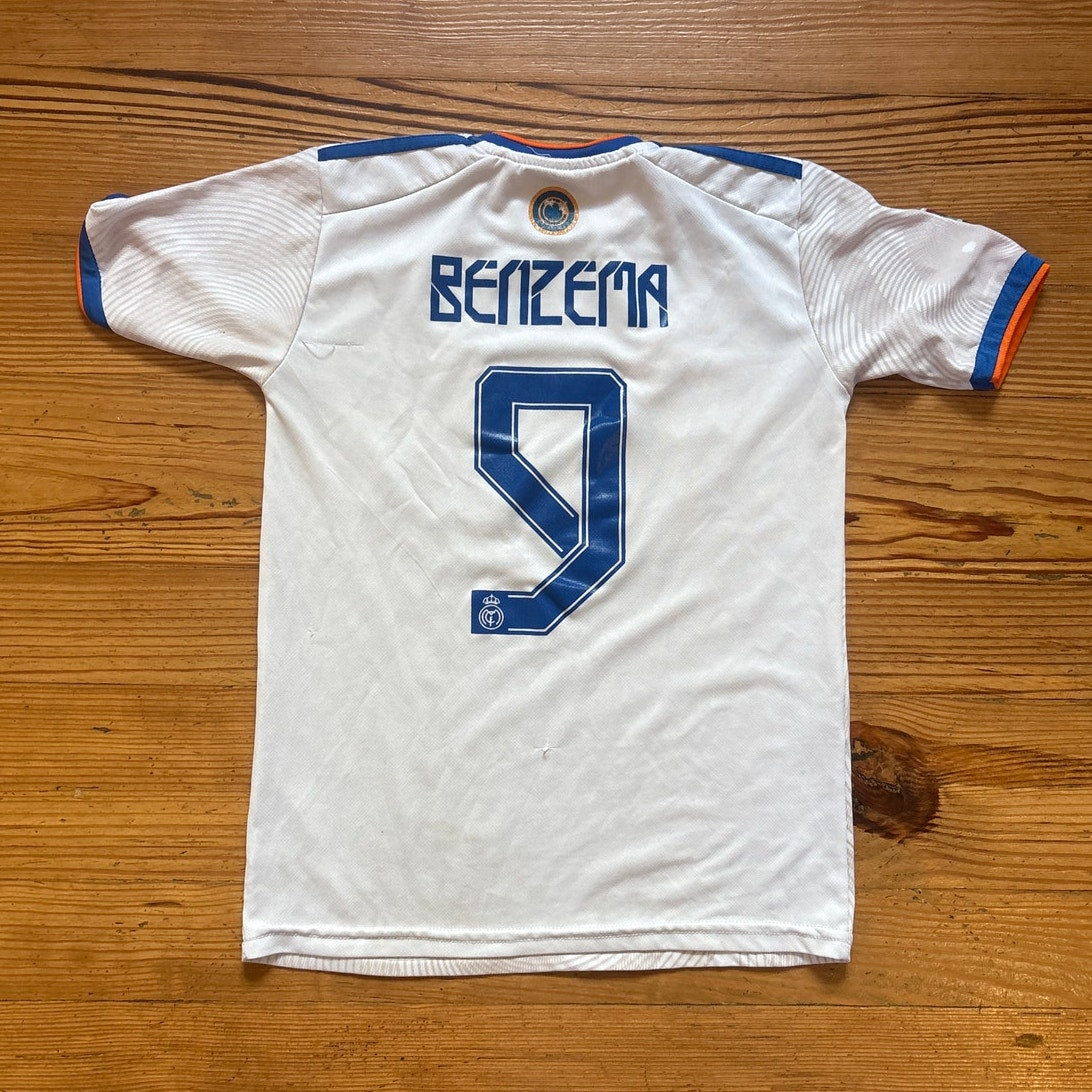 Adidas white Real Madrid Benzema 9 short sleeve youth jersey SIZE 14