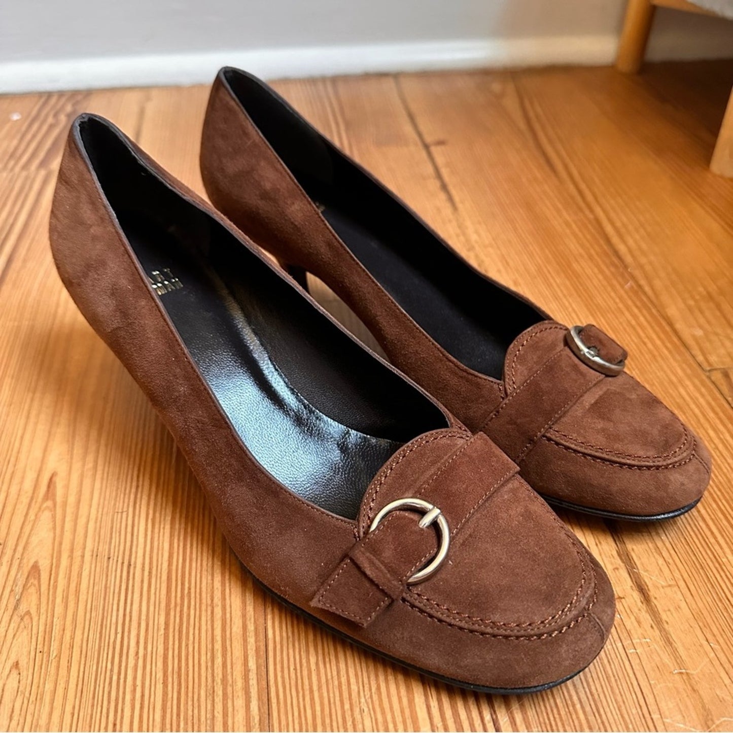 Stuart Weitzman brown suede leather kitten heel pump SIZE 7.5
