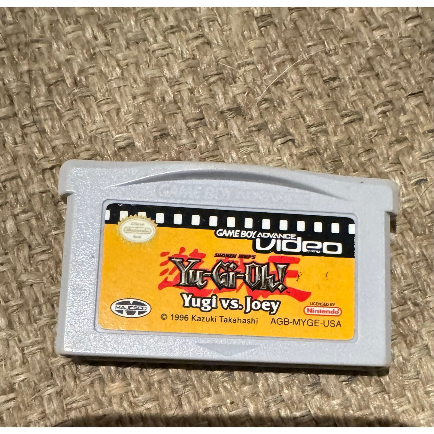Yu Gi Oh: Yugi vs Joey (Nintendo Game Boy Advance Video 2004) Excellent - tested!
