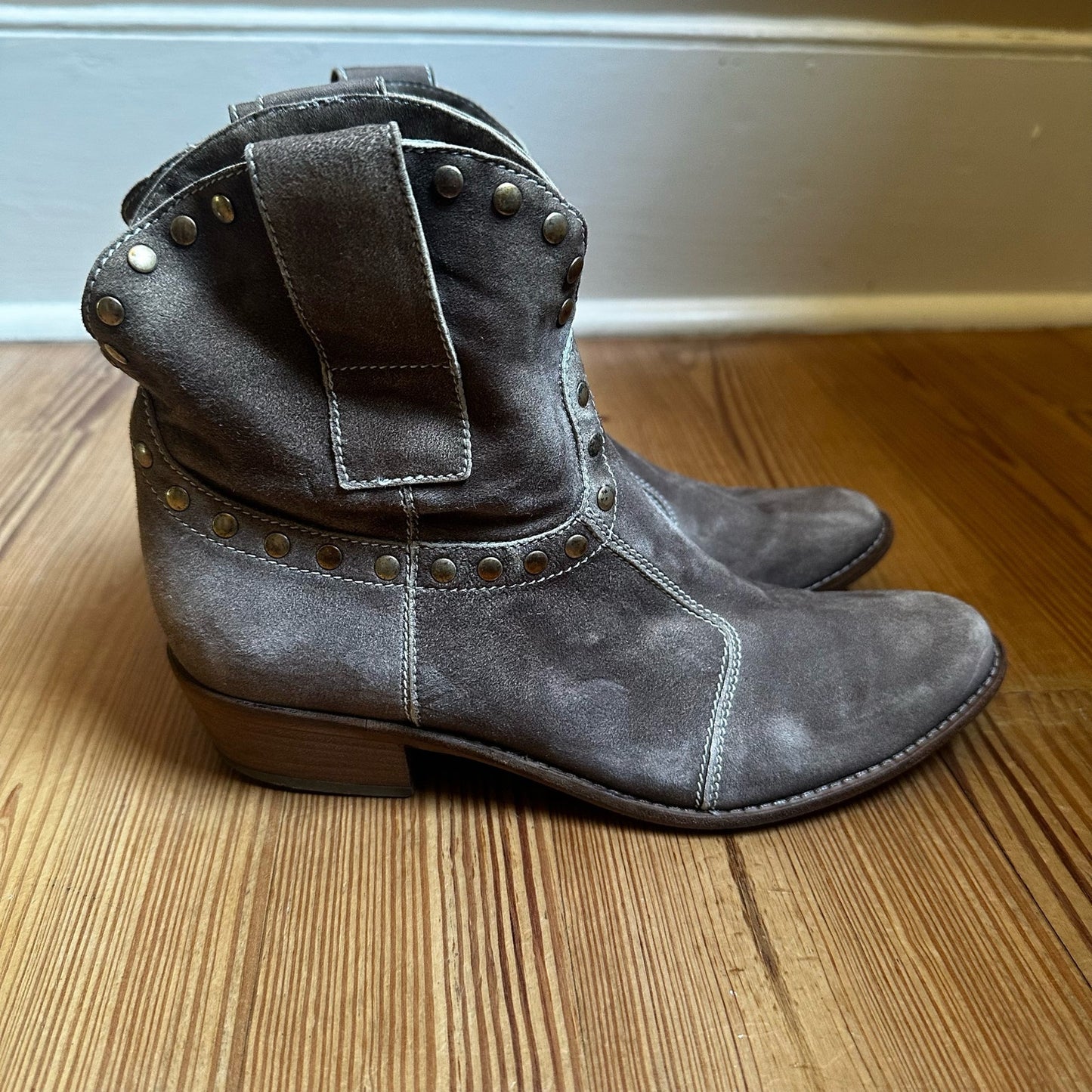 Janet & Janet western brown studded cowboy boots SIZE 38/7