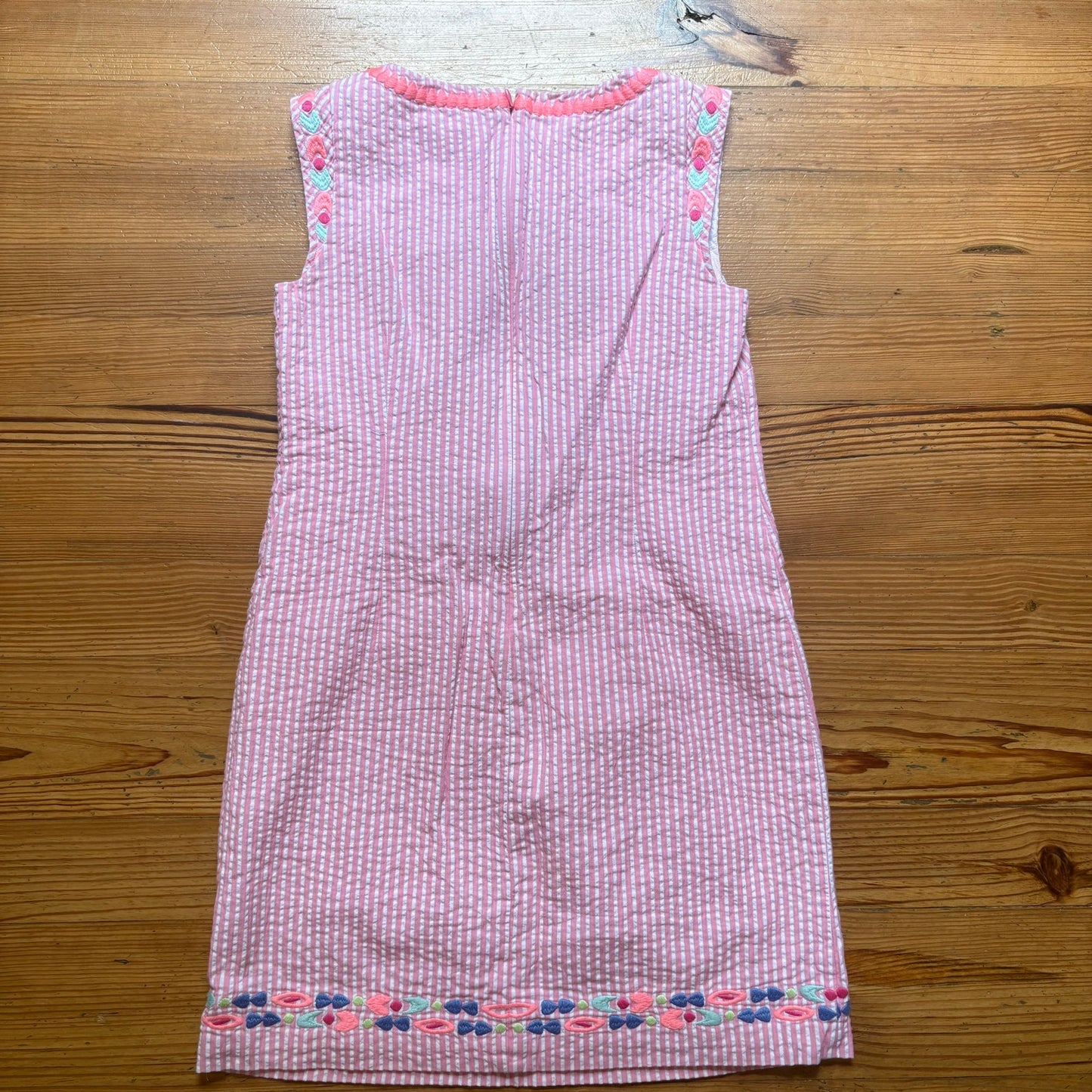 Vineyard Vines pink white seersucker floral embroidered sleeveless dress SIZE 4