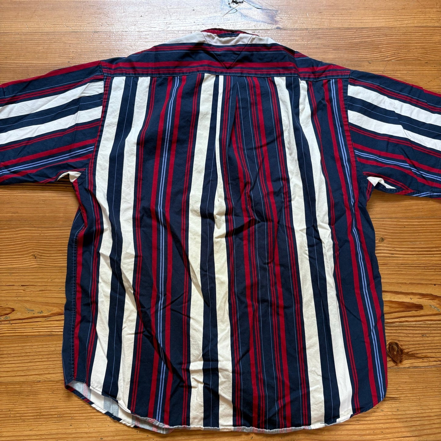 Tommy Hilfiger red white blue striped short sleeve button up shirt SIZE L