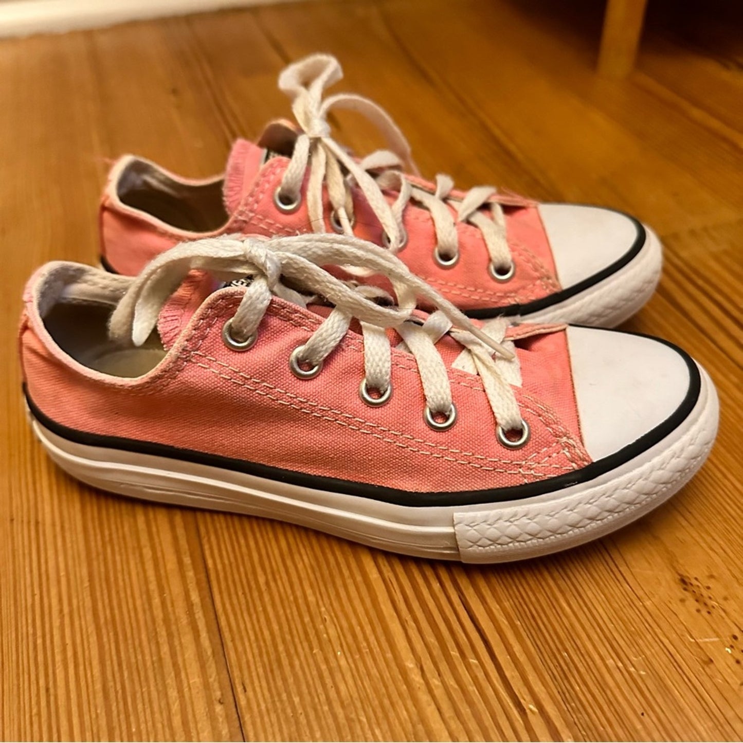Converse All Star pink low top sneakers SIZE 13
