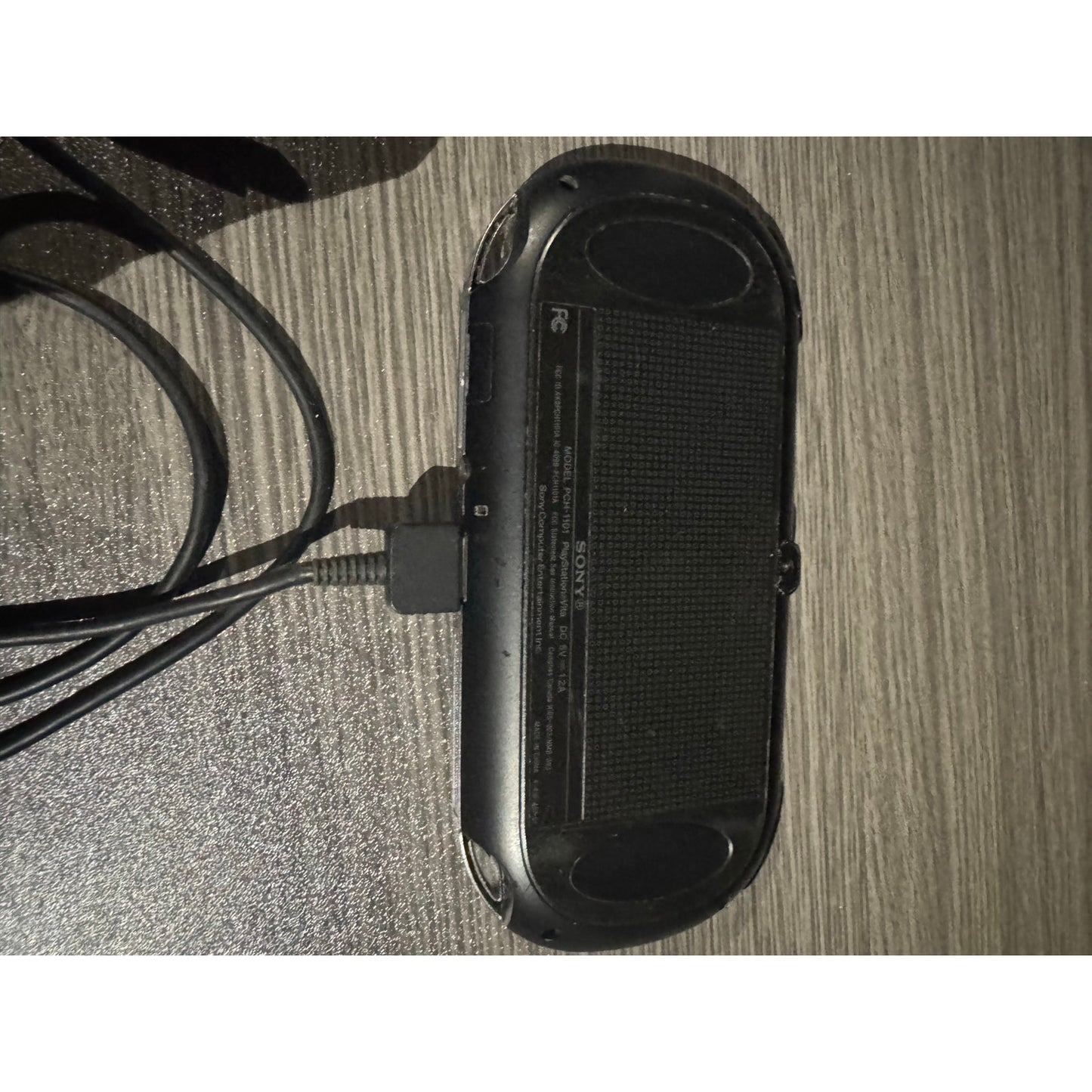 PS Vita BLACK SONY PSP with Travel Hard Case and Charger