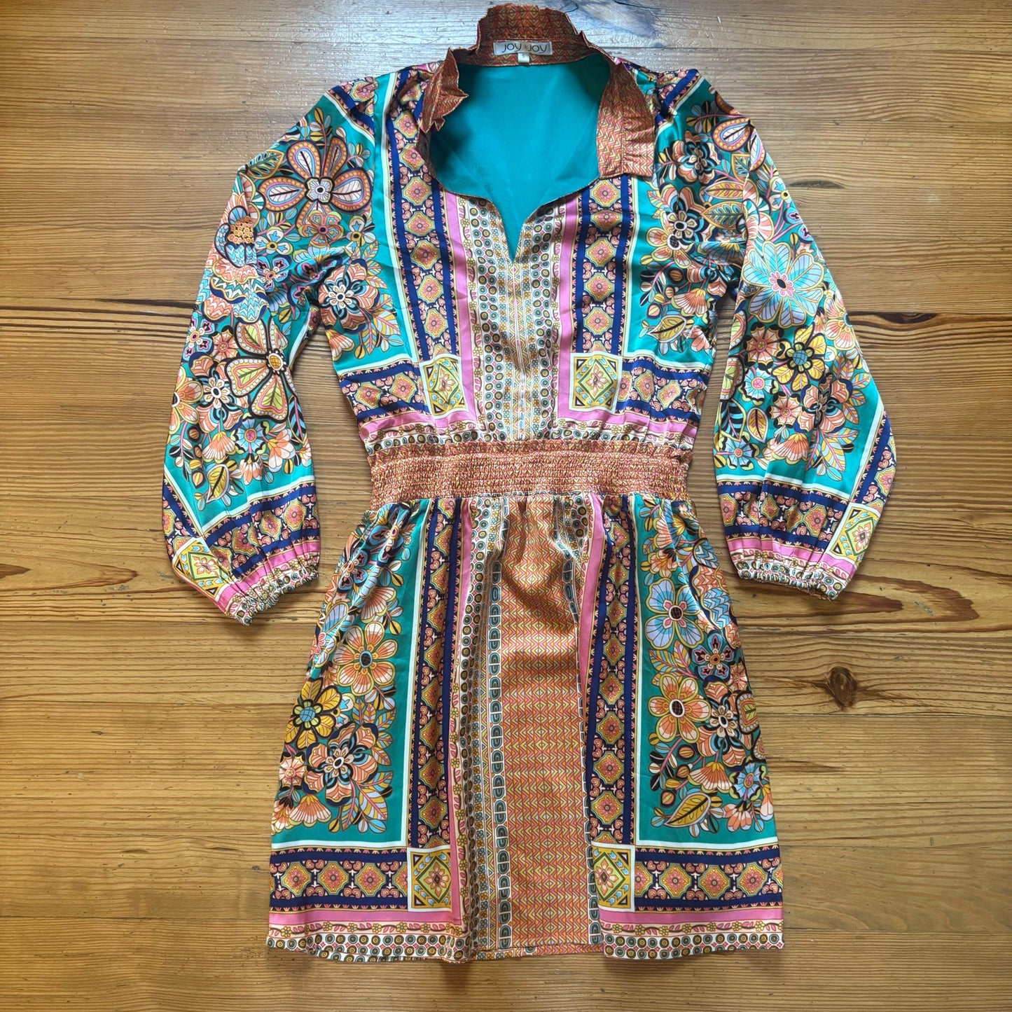 Joy Joy colorful floral long sleeve v neckline cinched waist dress SIZE S
