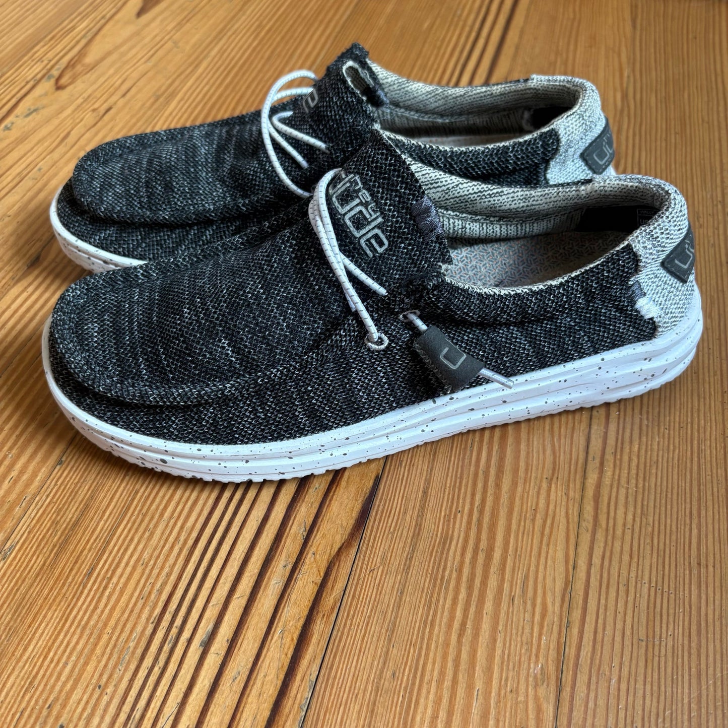 Hey Dude Wally Free gray two tone slip on mens loafer shoe SIZE 8