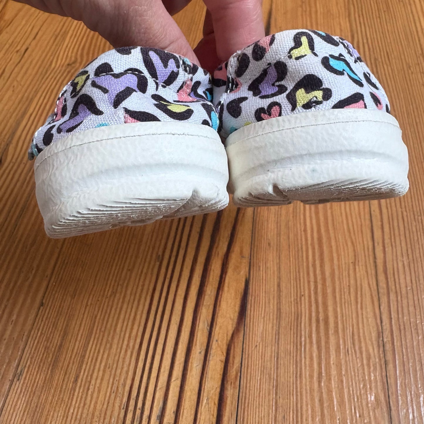 Hey Dude white colorful hearts slip on toddler shoe SIZE 7