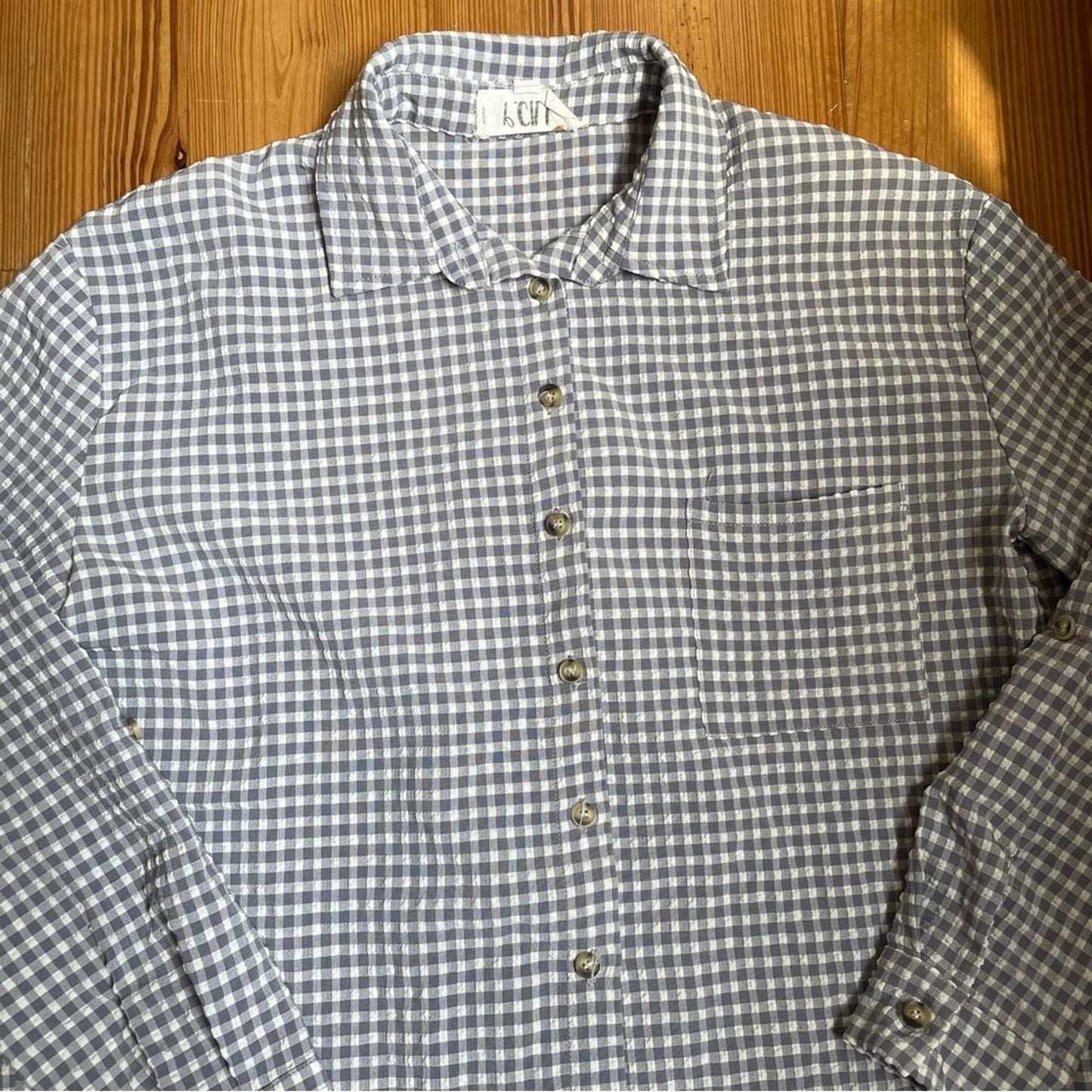P. Cill purple white check puckered button up SIZE S