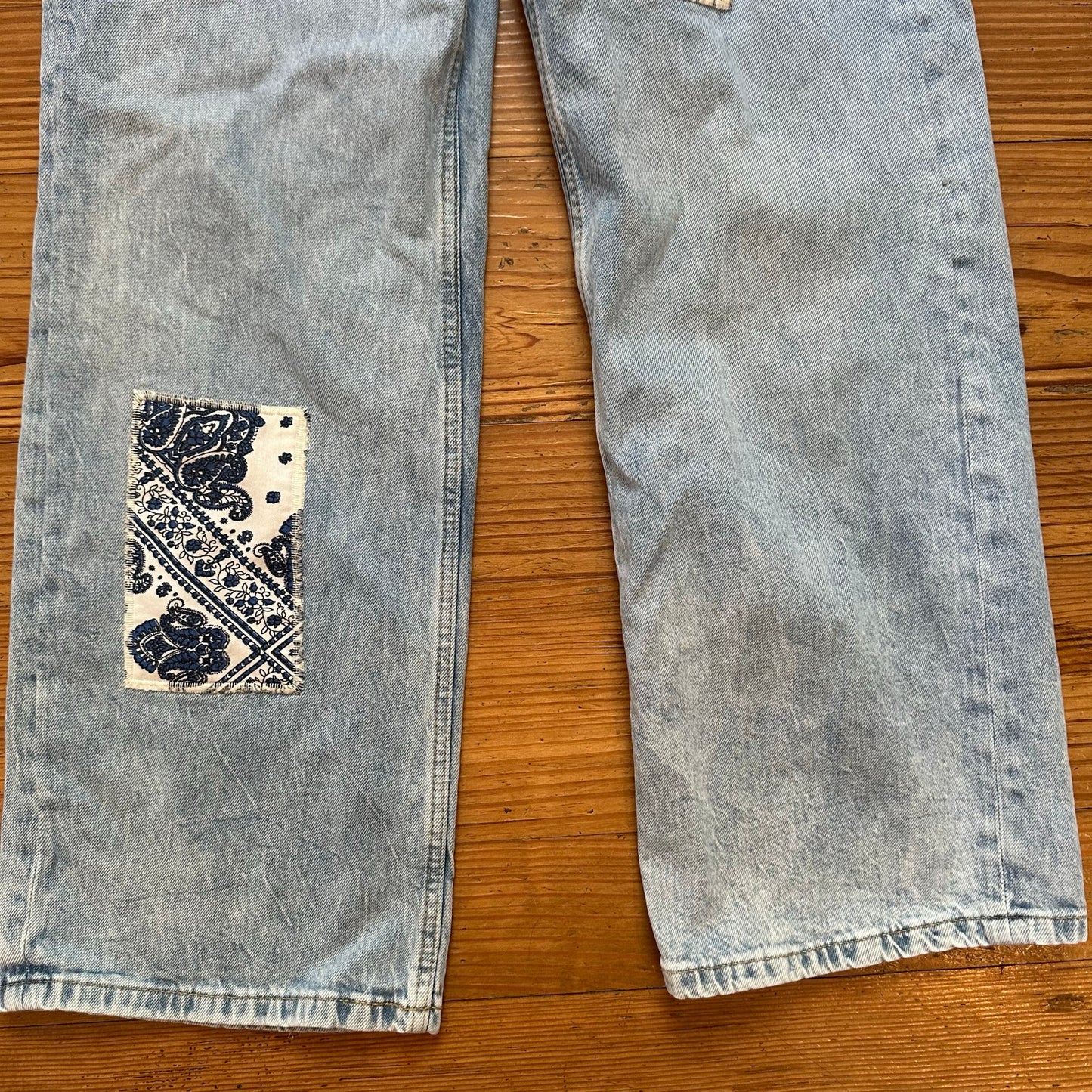 H&M light wash patched wide leg high waist jeans SIZE 14