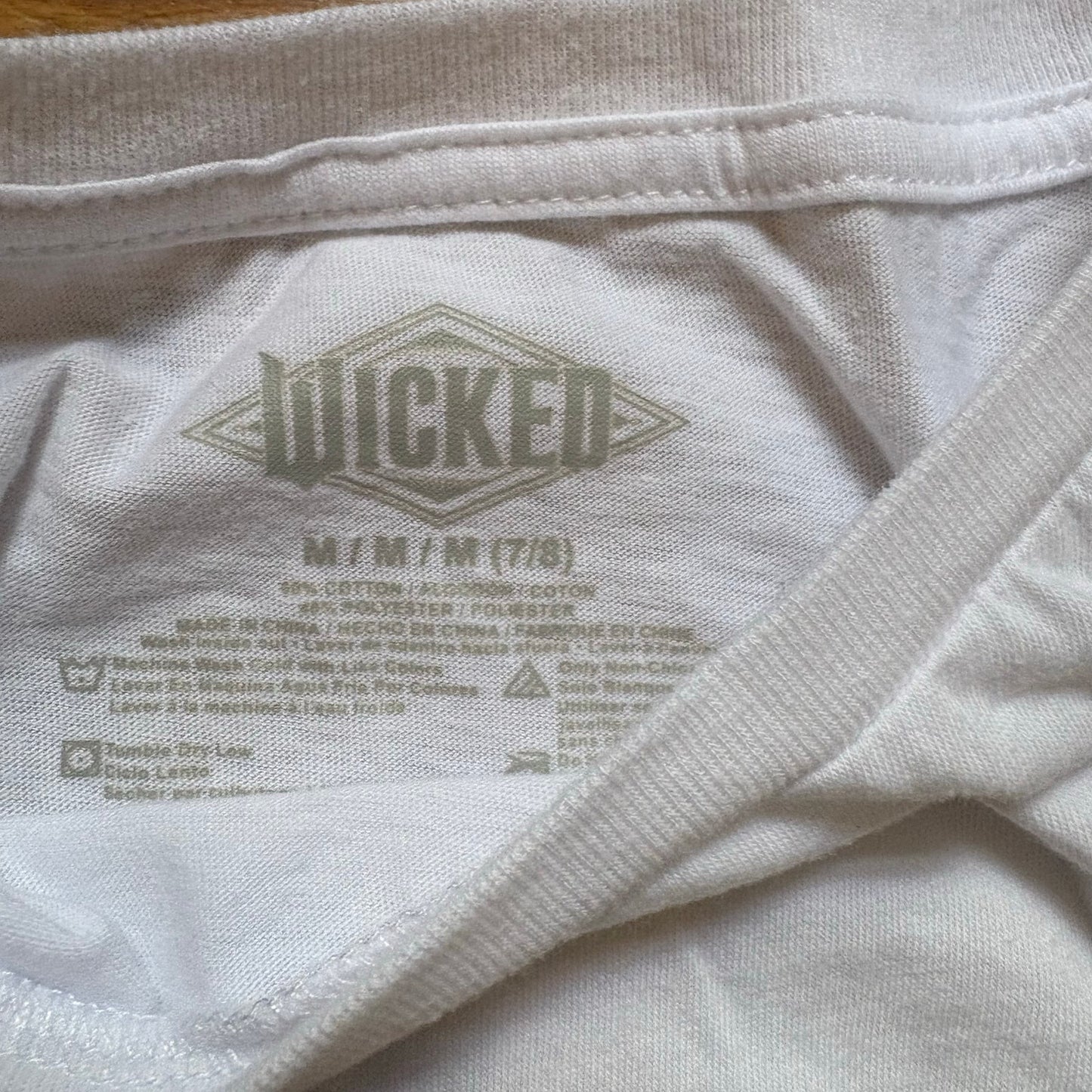 Wicked white graphic short sleeve cotton girls shirt SIZE 7