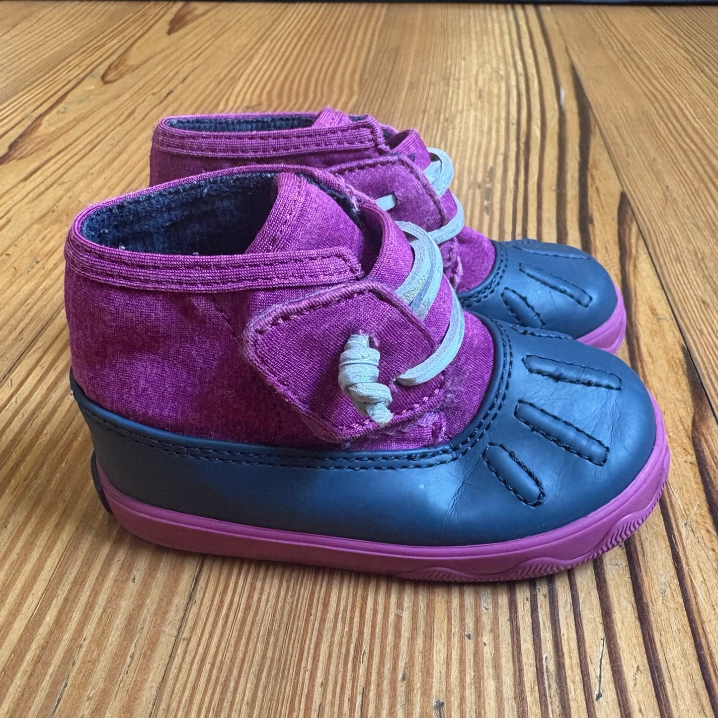 Sperry purple navy rubber sole toddler rain boots SIZE 4
