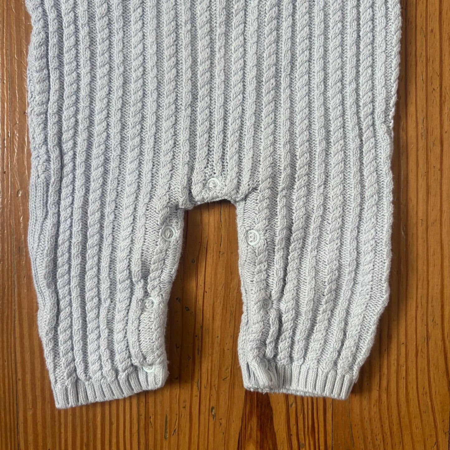 Tahari light blue cable knit long sleeve bodysuit SIZE 6-9M