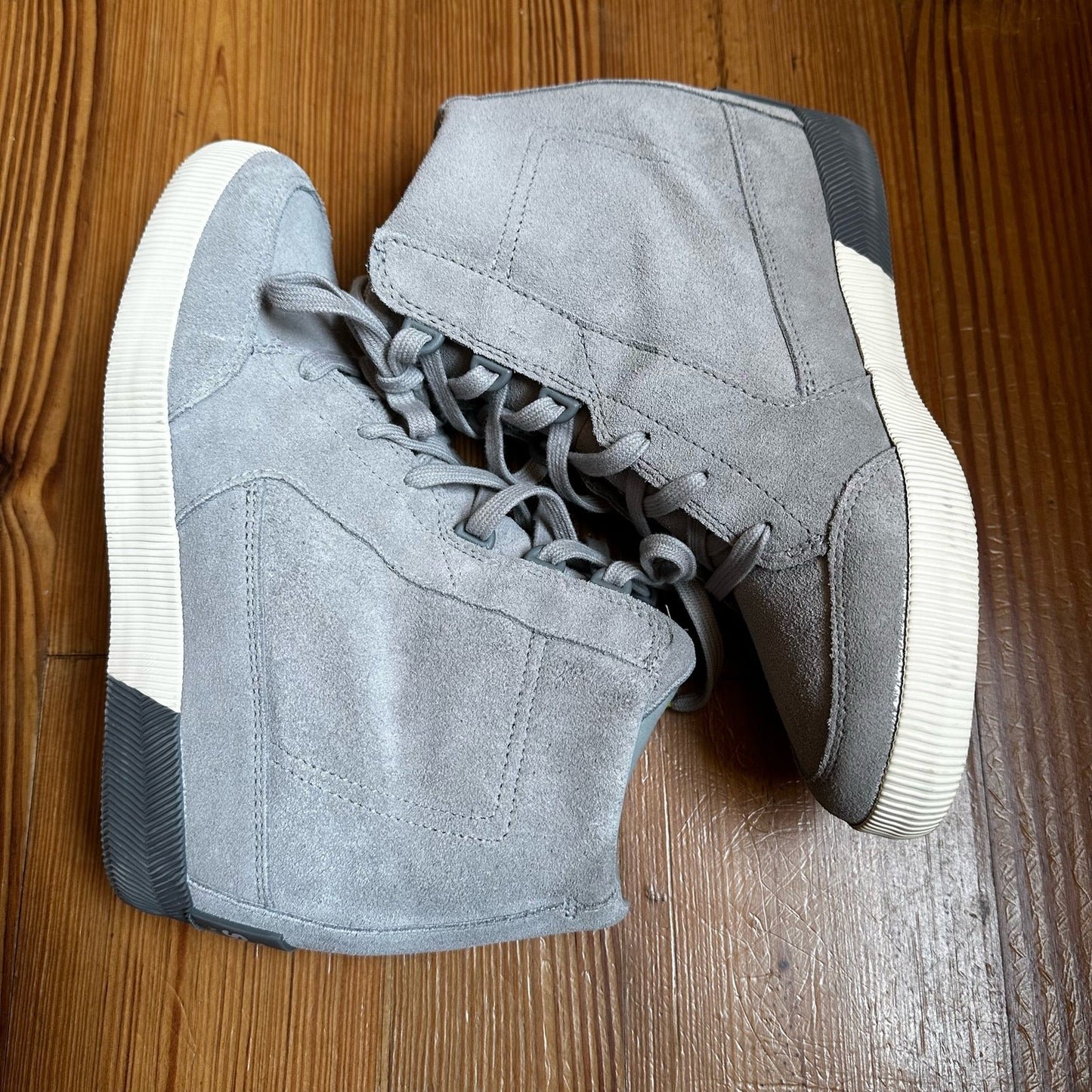 Sorel Out N About gray wedge high top sneaker SIZE 9.5