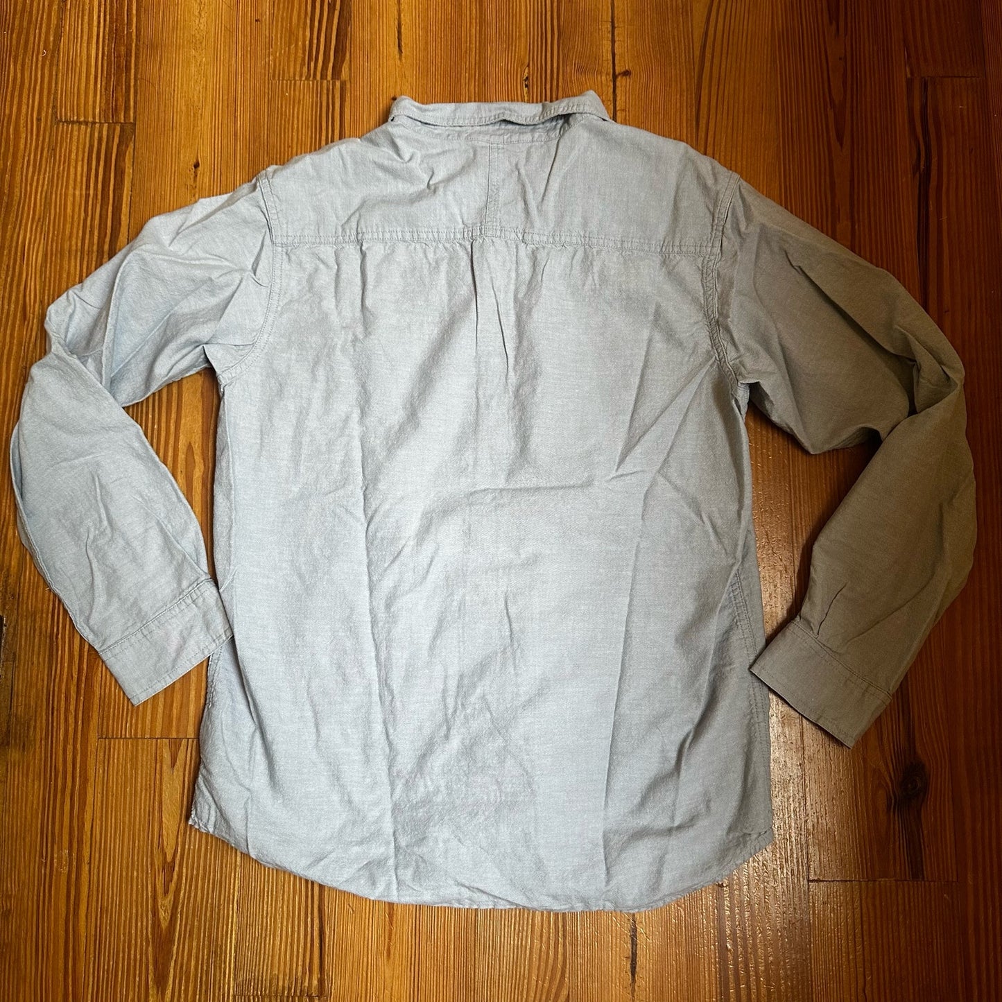 Columbia long sleeve gray cotton button up SIZE M