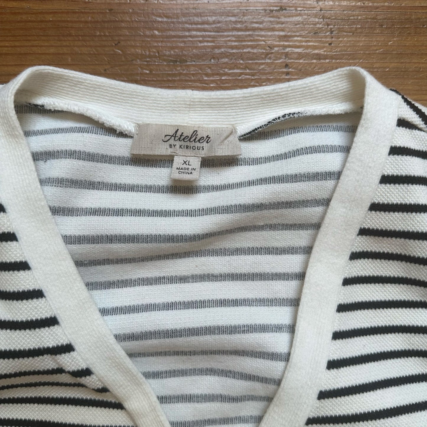Atelier white black striped cropped button front vest SIZE XL
