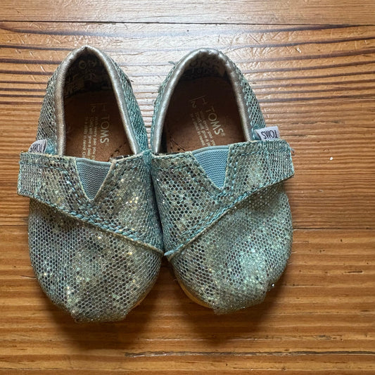 TOMS classic blue glitter slip on flat baby shoes SIZE 2