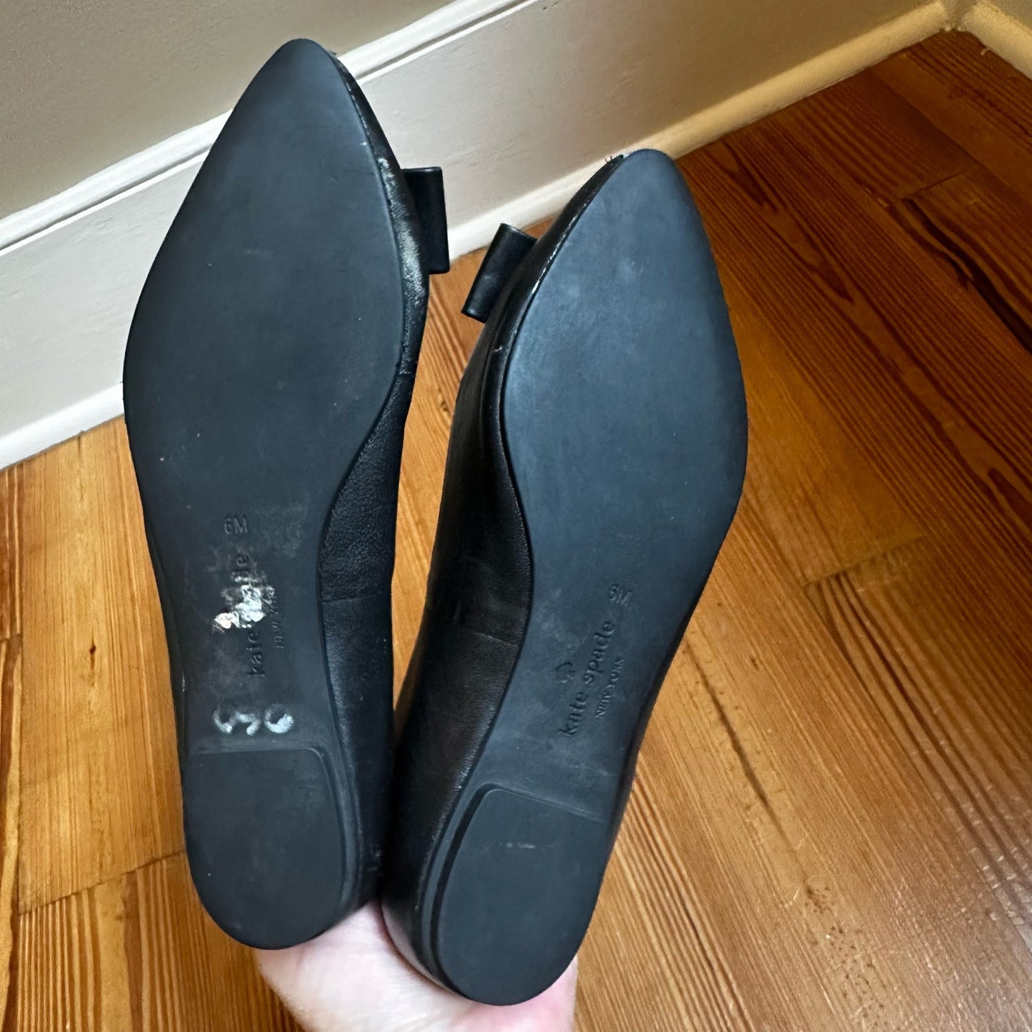 Kate Spade Norah black leather pointed toe bow flats SIZE 6