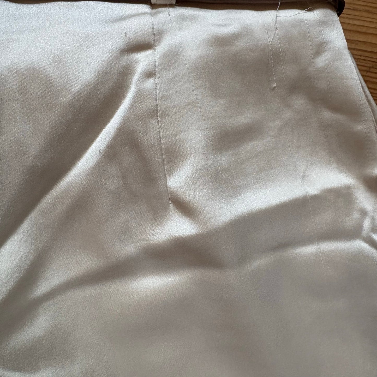 NWT Endless Blu ivory satin wide leg high rise belted pants SIZE M