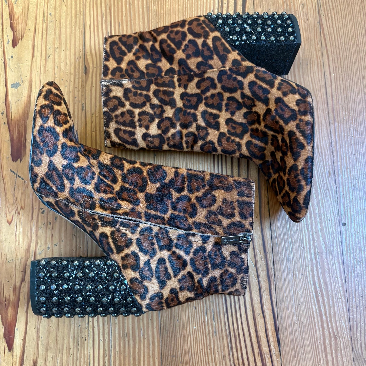 Jessica Simpson leather cheetah print studded heel booties SIZE 8.5