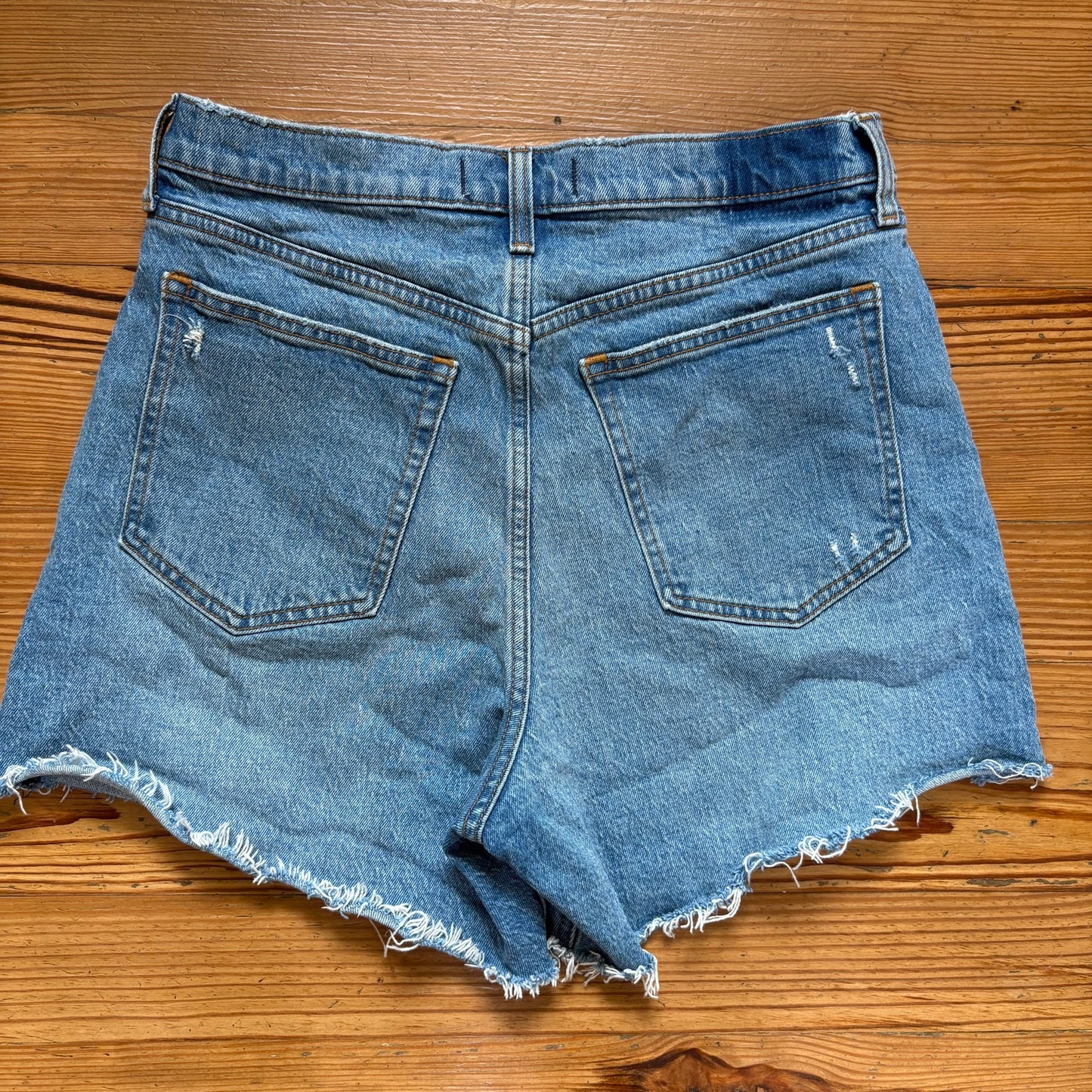 Abercrombie & Fitch medium wash high rise dad short SIZE 10