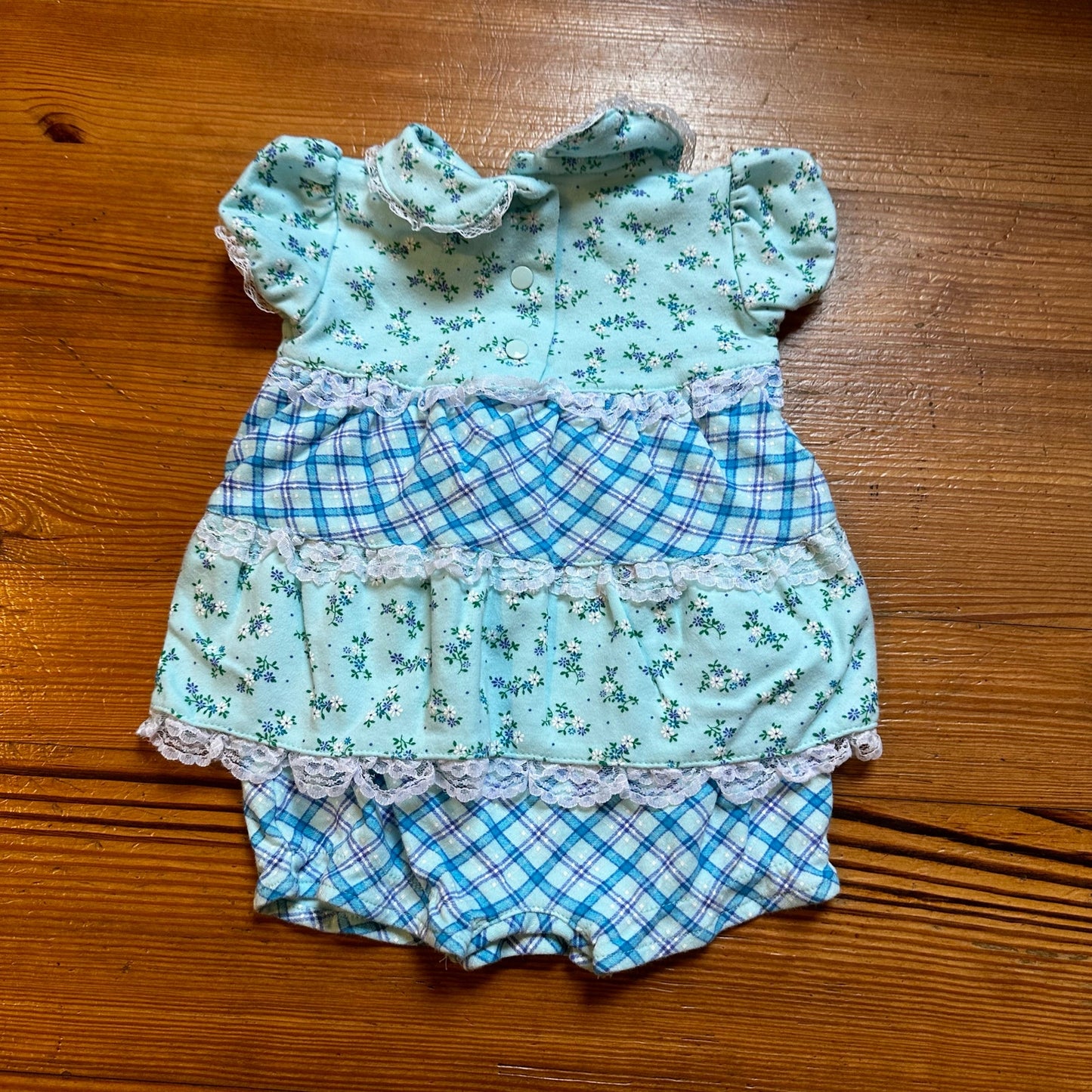 Baby Okie Dokie green blue floral ruffle collar one piece romper SIZE 0-3M