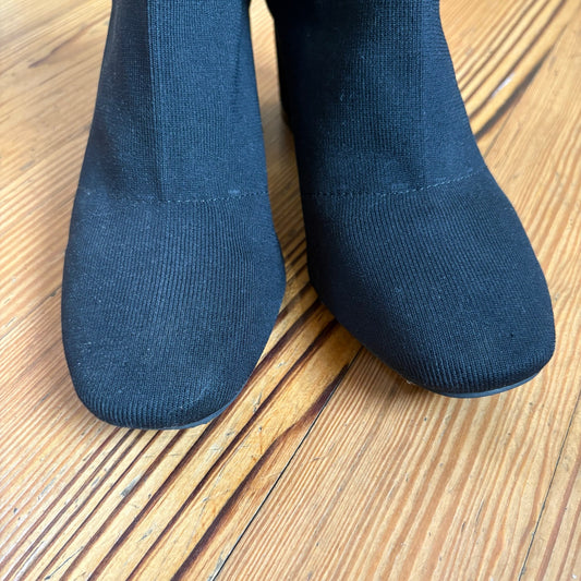 Mia Erika black textile fabric slip on ankle heeled bootie SIZE 10