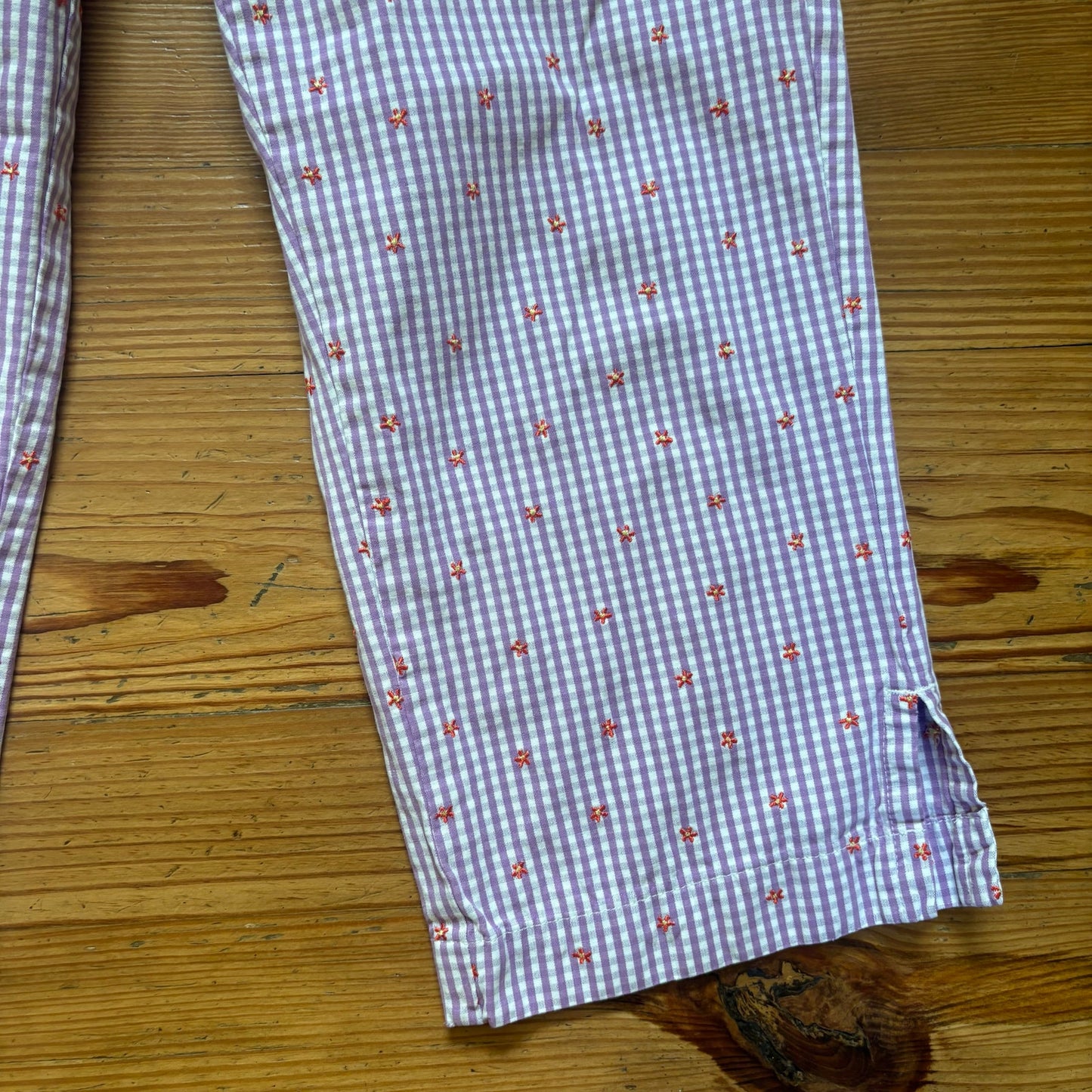 Liz Claiborne purple check gingham floral embroidered cropped pants SIZE 8