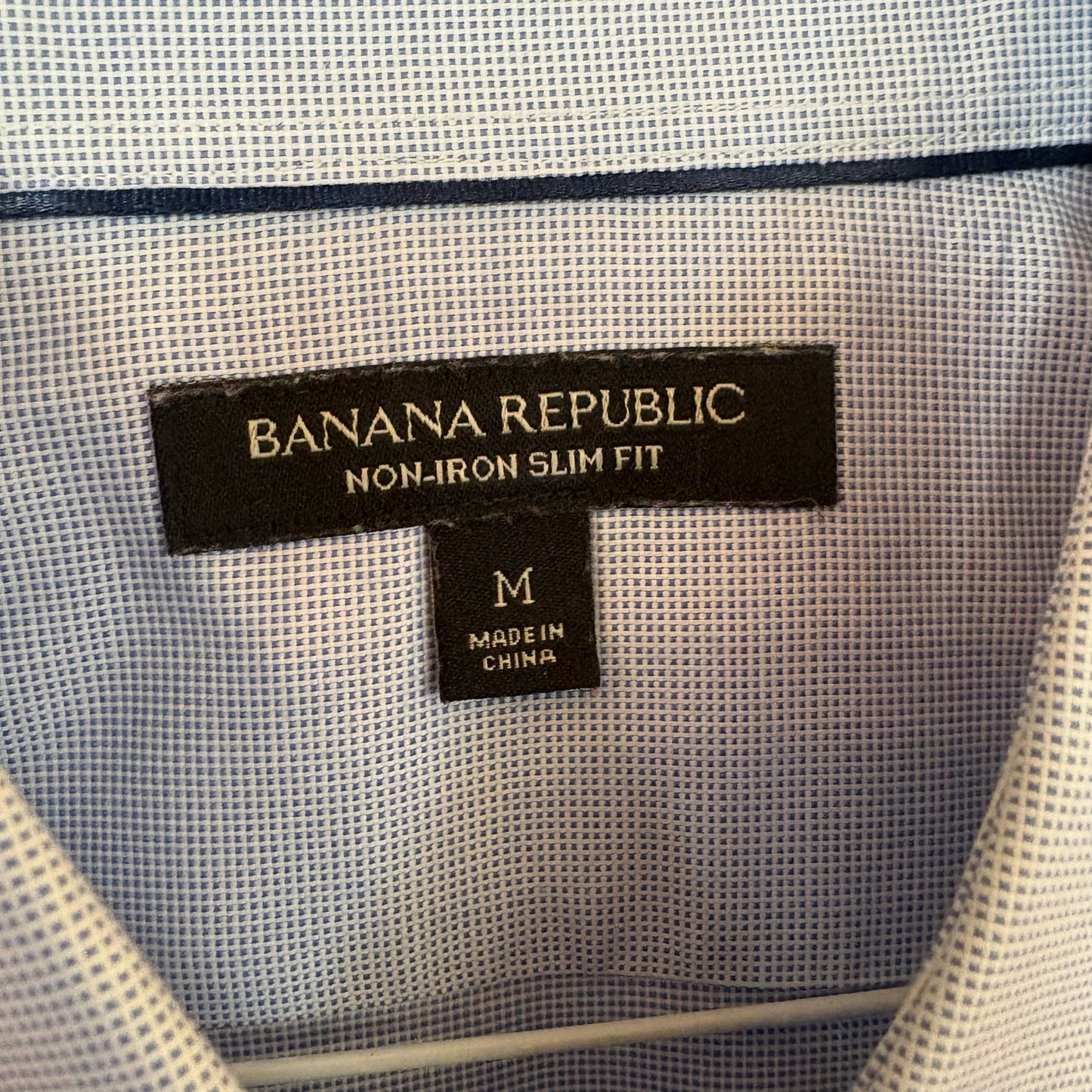 Banana Republic light blue slim fit long sleeve button up mens shirt SIZE M