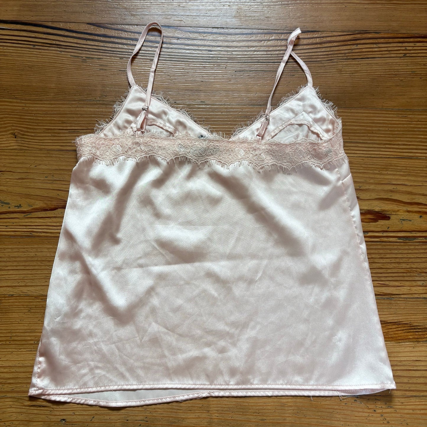 Forever 21 light pink lace neckline cami shirt SIZE S