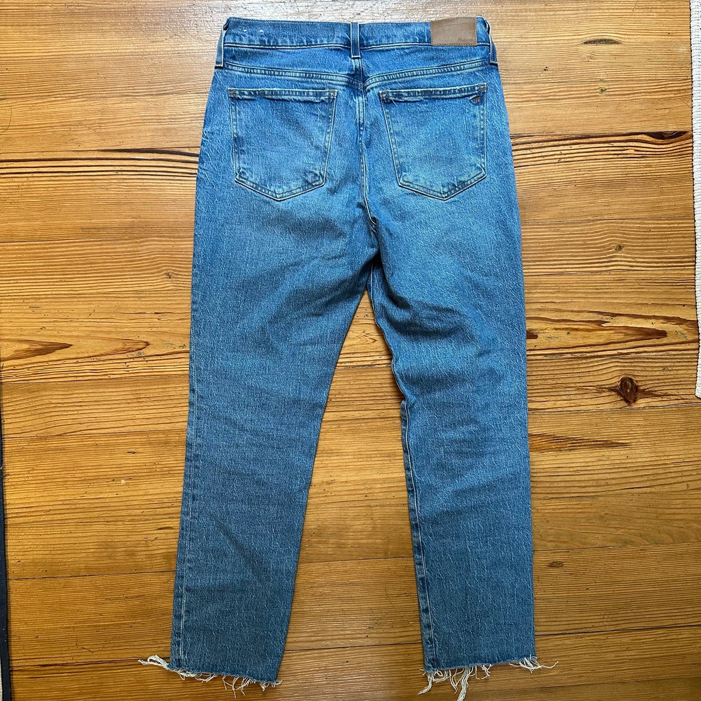 Madewell medium wash mid rise perfect vintage womens jean SIZE 28