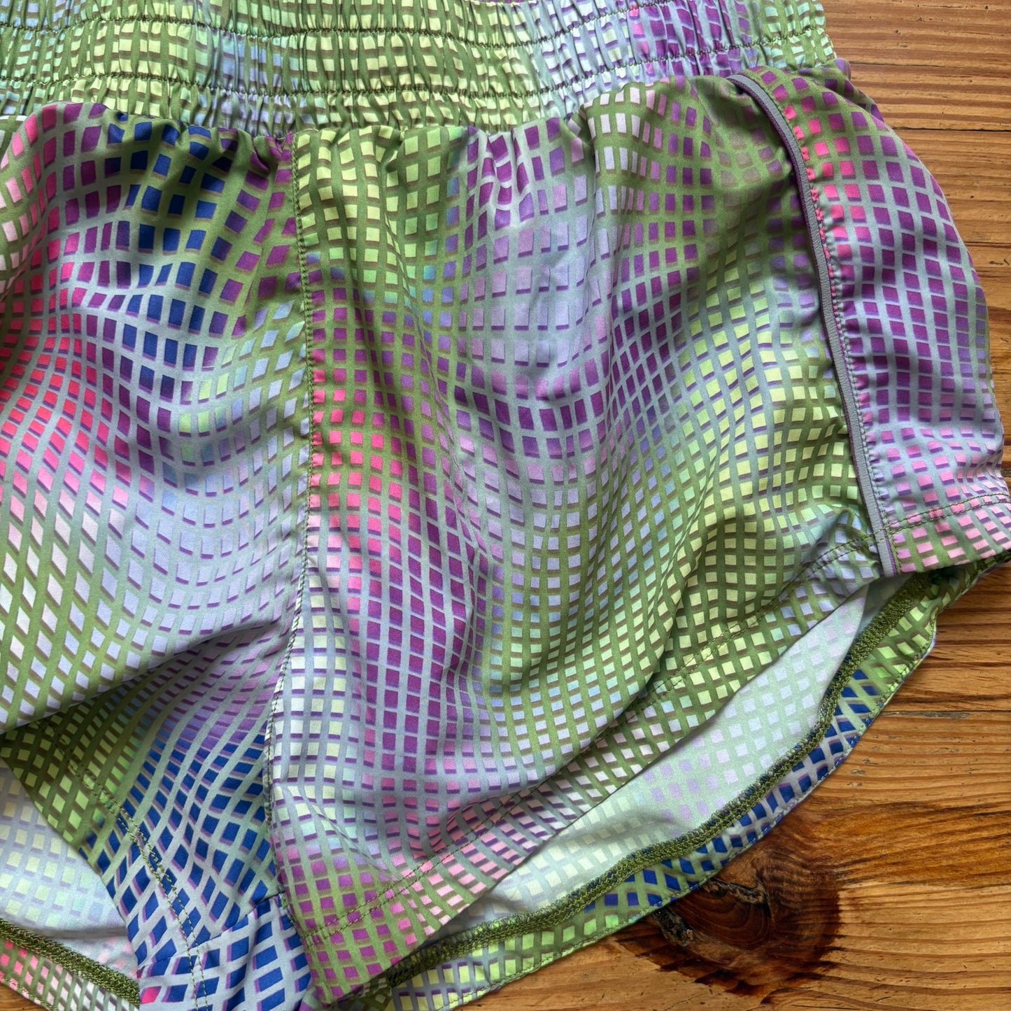 Fabletics green purple geometric lined running active shorts SIZE M