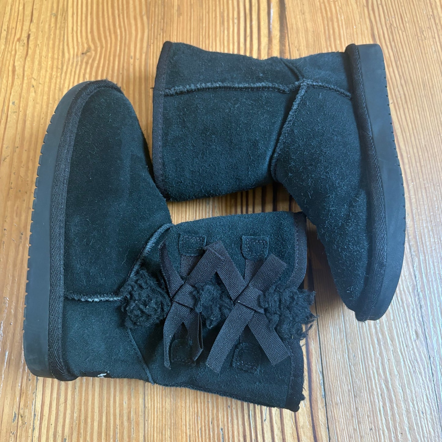 Koolaburra black suede bow side slip on fleece lined calf girls boots SIZE 12