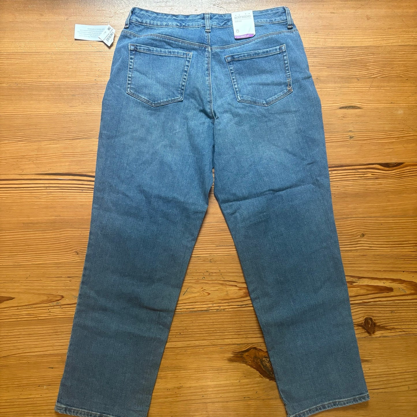 NWT Style&Co medium wash curvy boyfriend fit straight leg jeans SIZE 8