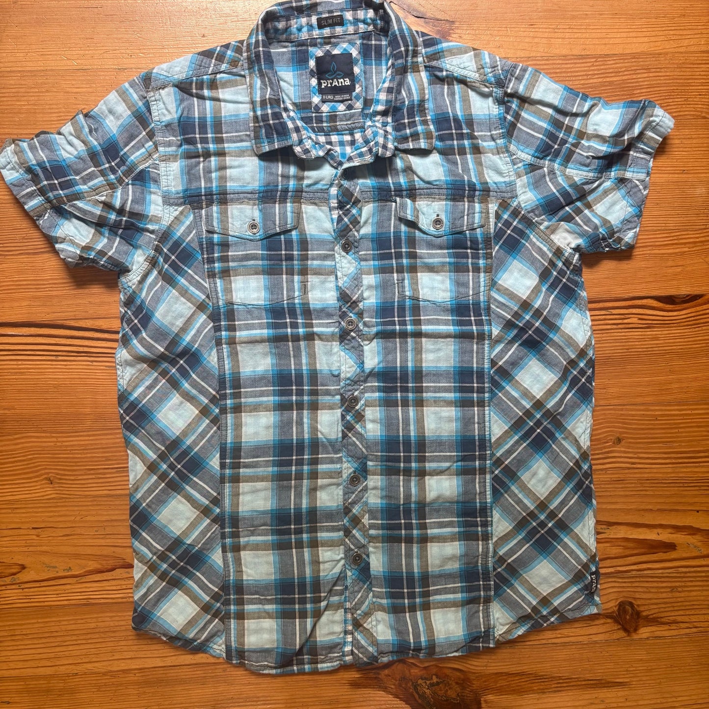 prAna blue white checkered short sleeve slim fit mens shirt SIZE XL