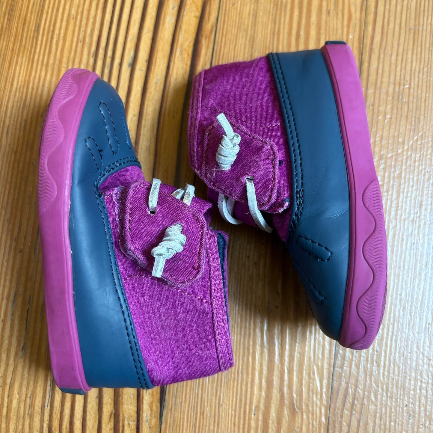 Sperry purple navy rubber sole toddler rain boots SIZE 4