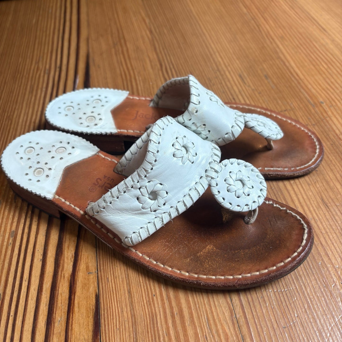 Jack Rogers white leather thong heeled sandal SIZE 5