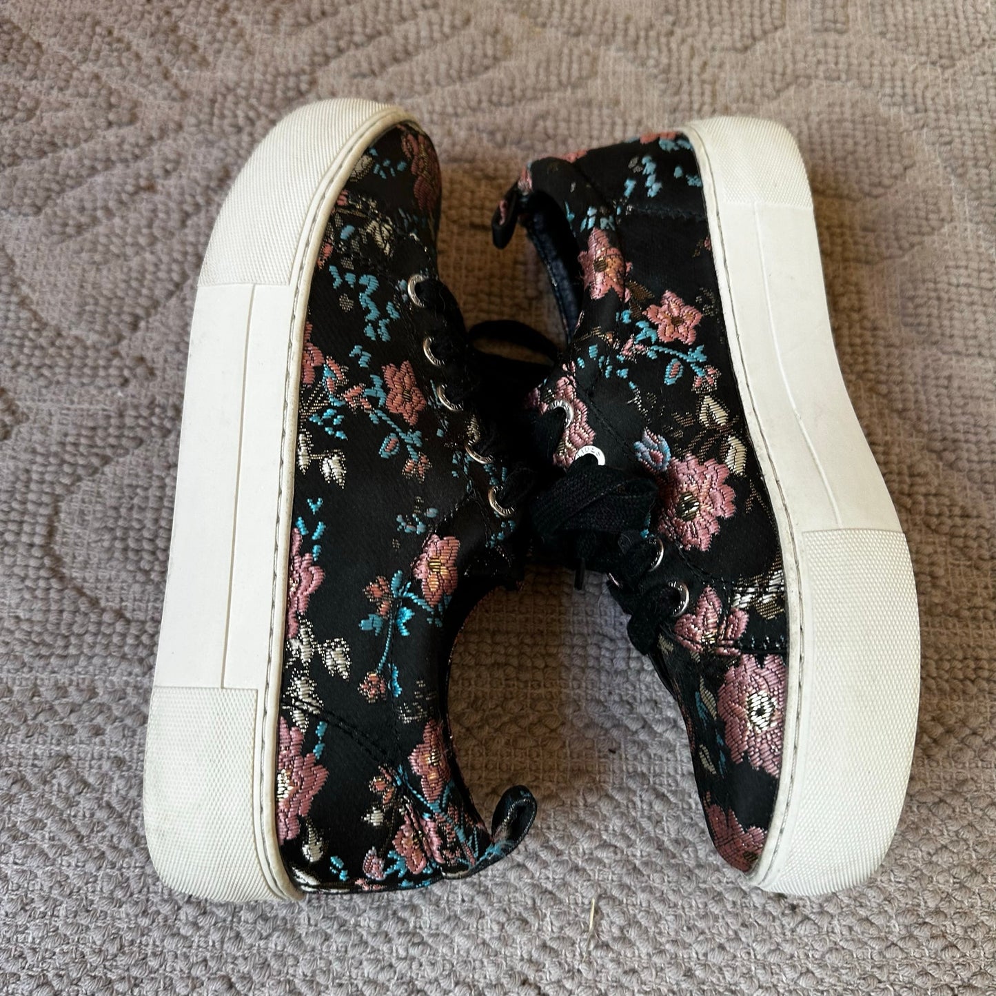 J/Slides Anthropologie black floral low top platform sneakers SIZE 6