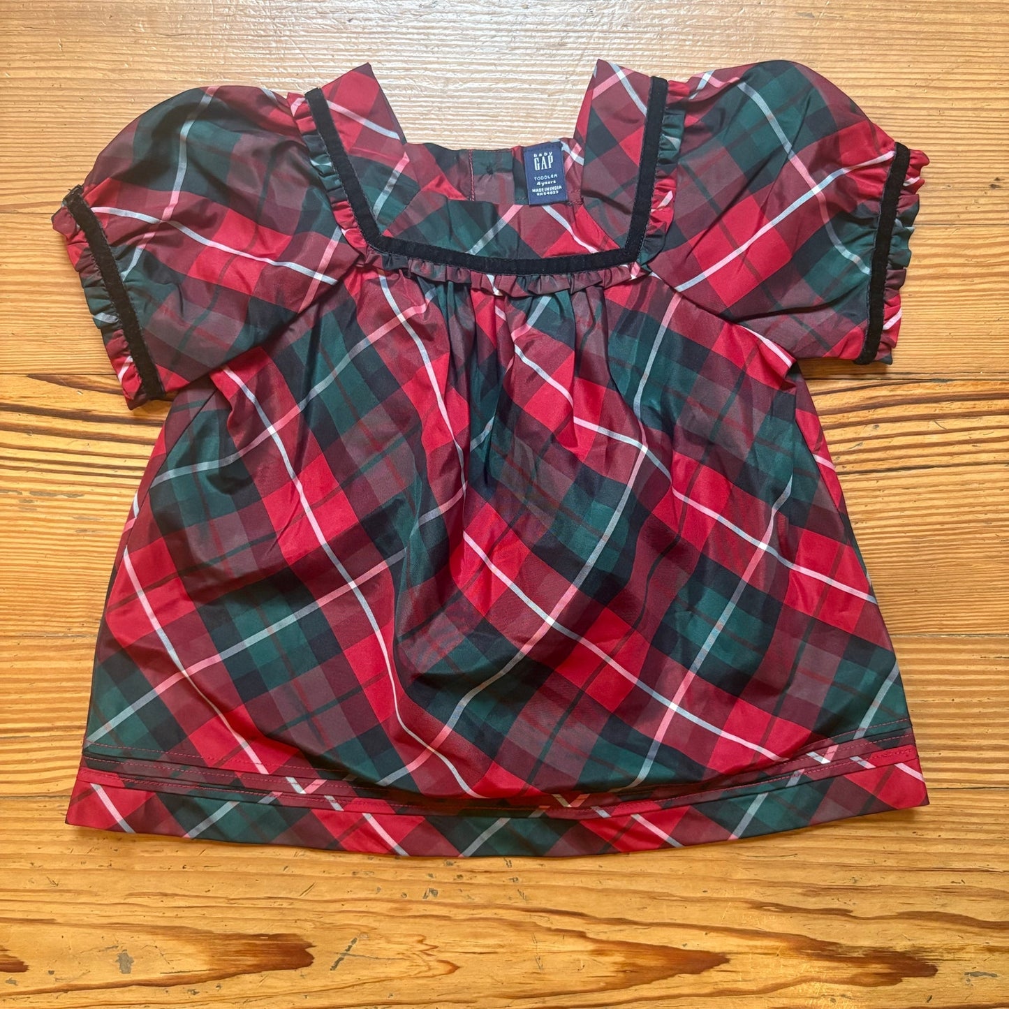 Gap red Christmas holiday plaid short sleeve girls shirt SIZE 4T