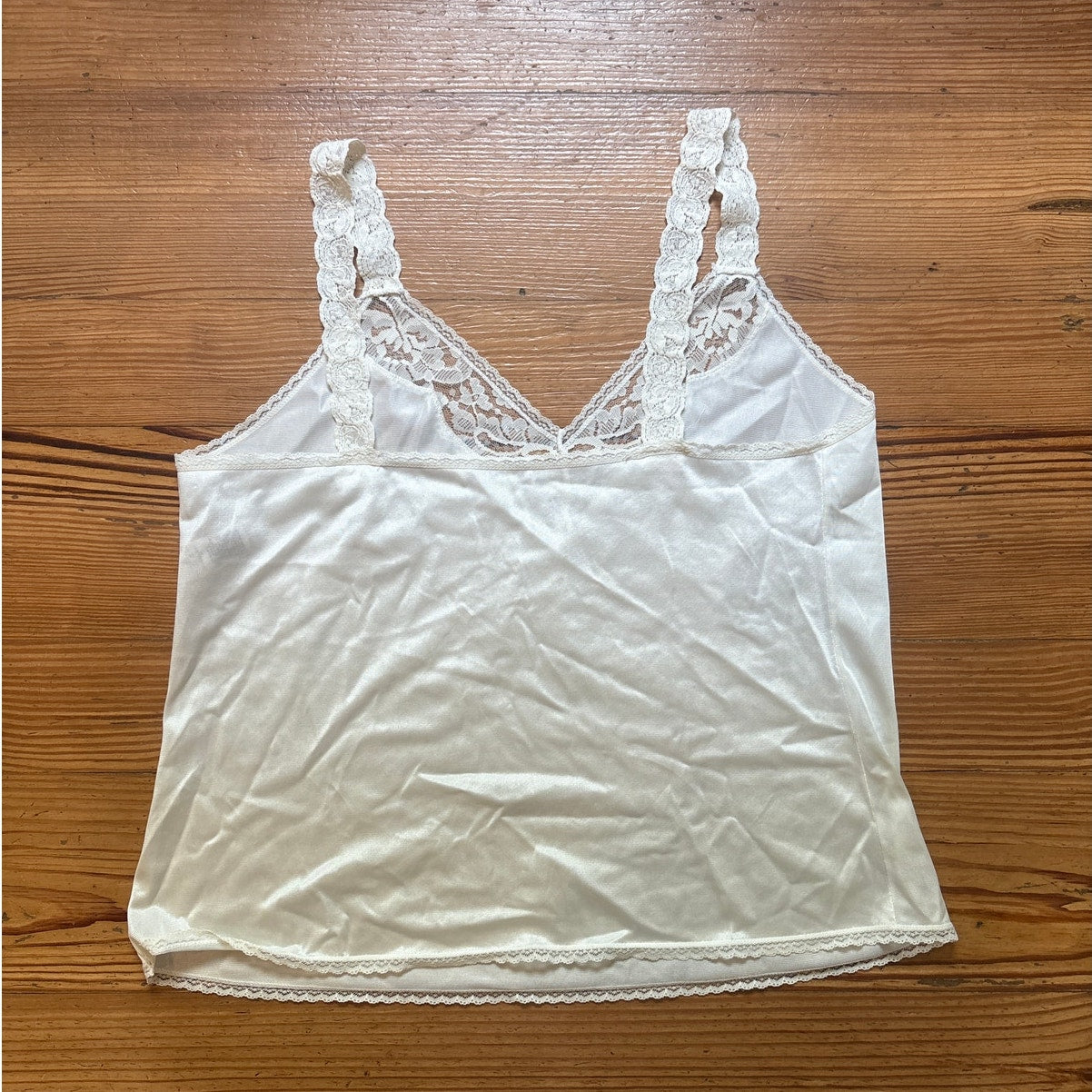 Vanity Fair vintage cream silk lace womens cami tank SIZE M