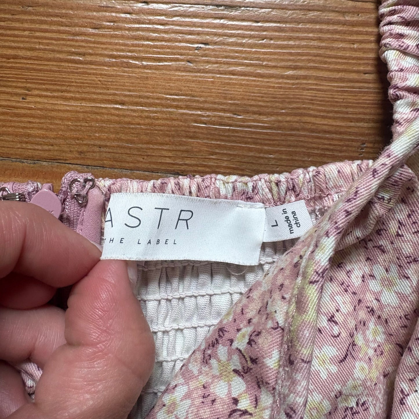 ASTR The Label Wendy floral puff sleeve smocked back mini dress SIZE L