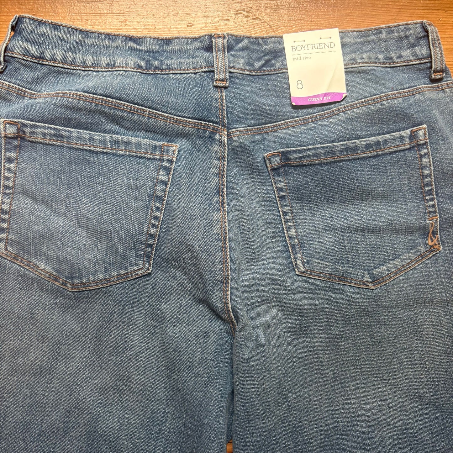 NWT Style&Co medium wash curvy boyfriend fit straight leg jeans SIZE 8