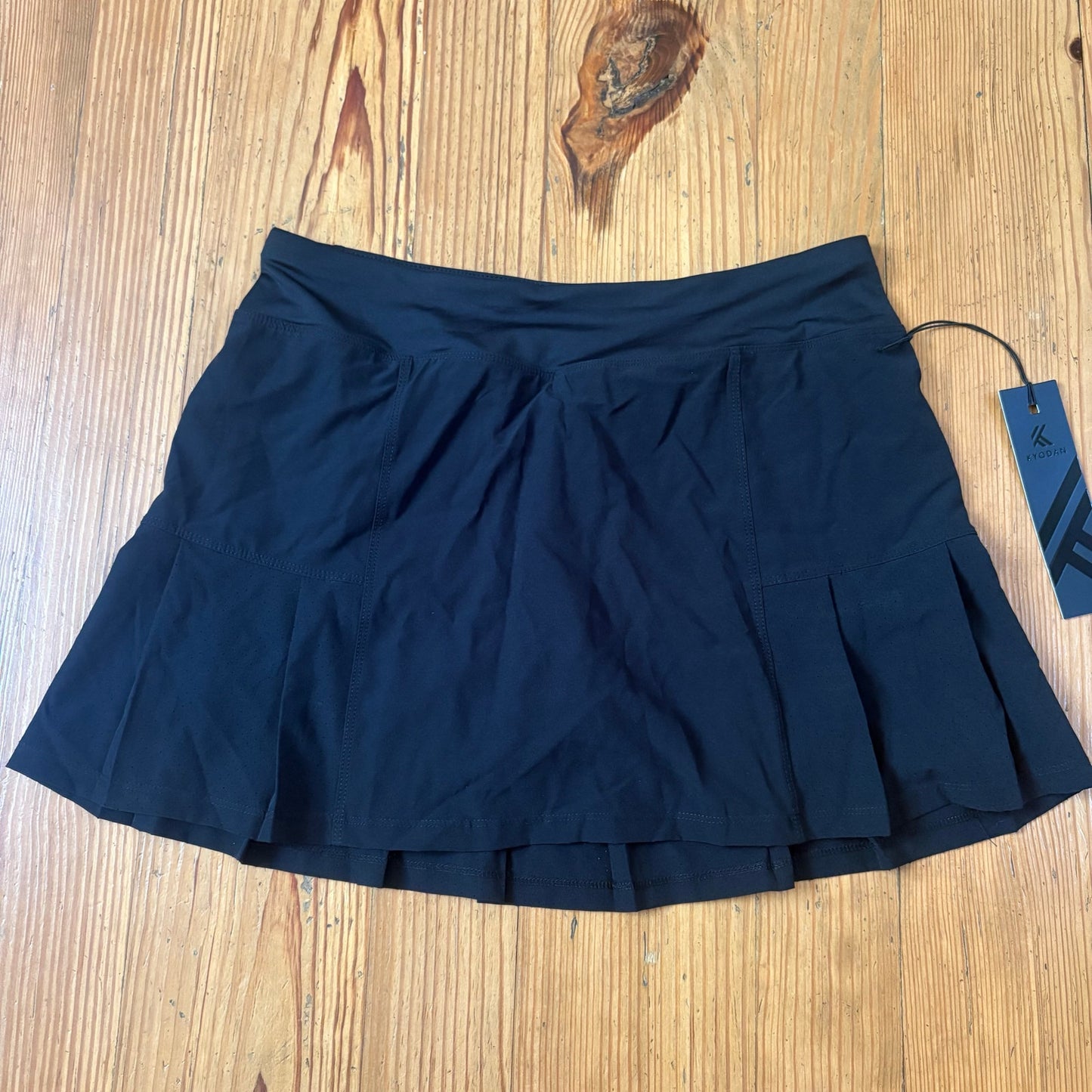 NWT Kyodan black pleated athletic shorts skirt SIZE S