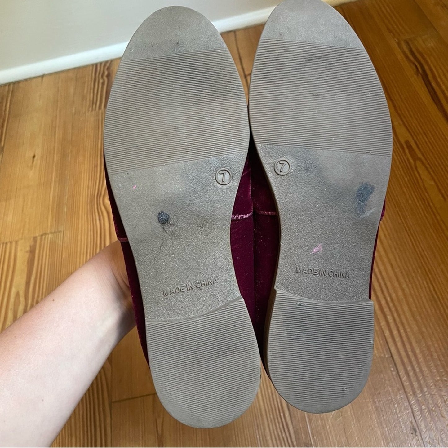 Gap maroon burgundy velvet pointed toe flats SIZE 7