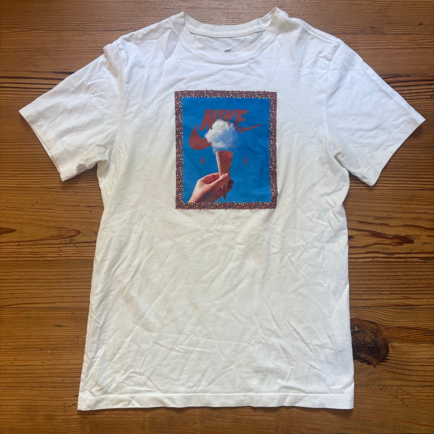 Nike white Nike Air short sleeve sky graphic shirt SIZE S