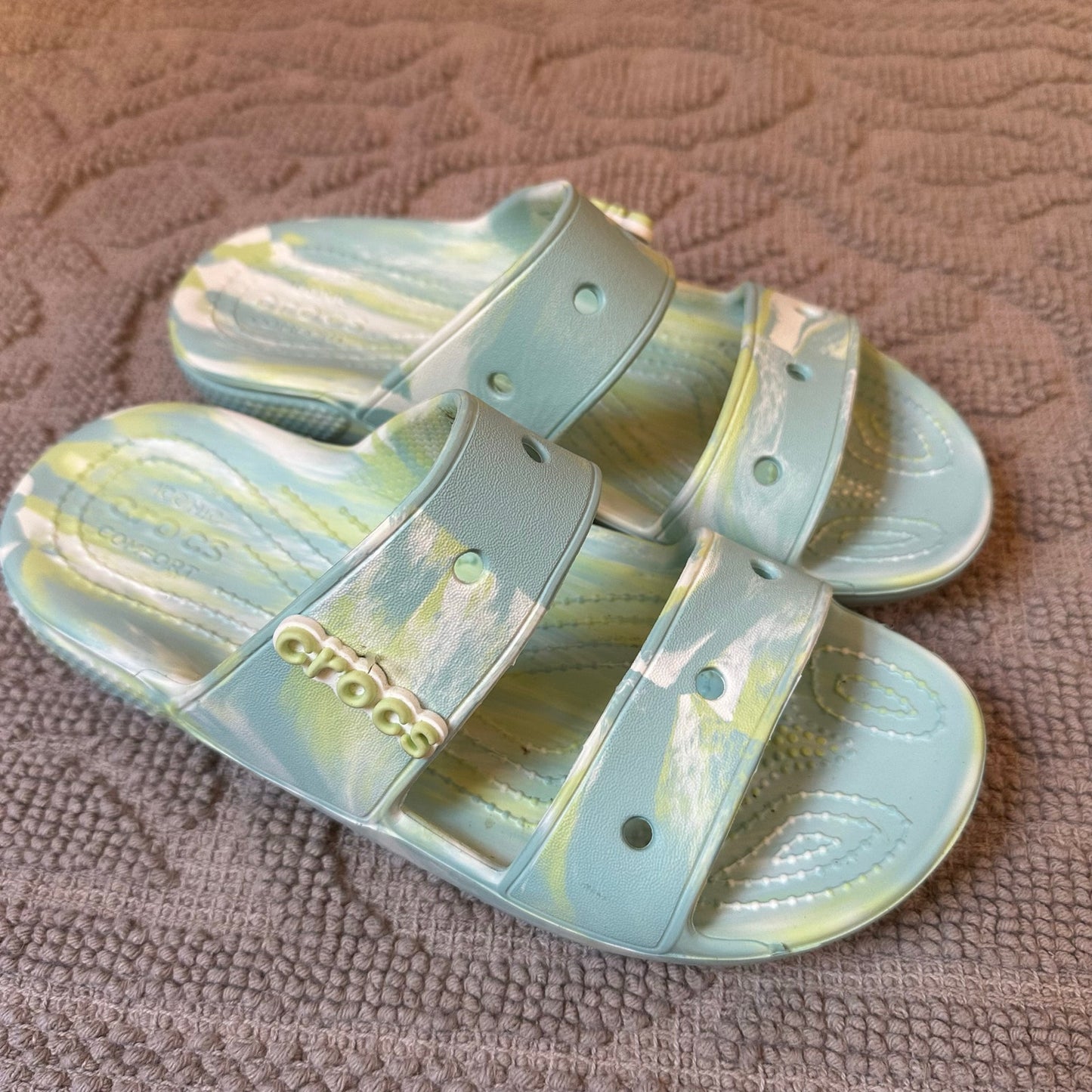 Crocs teal mint green marbled double strap slide sandals SIZE W7, M5